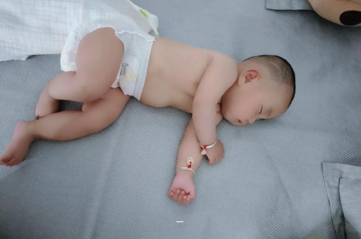 浮梁怀孕肚子胀气如何排气